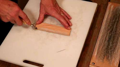 皮革元素：使用皮革挖槽器