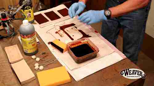 皮革元素：皮革染色的六种方法