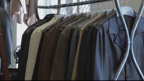 皮革服装的裁剪