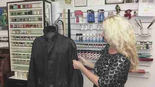 如何给皮夹克染色