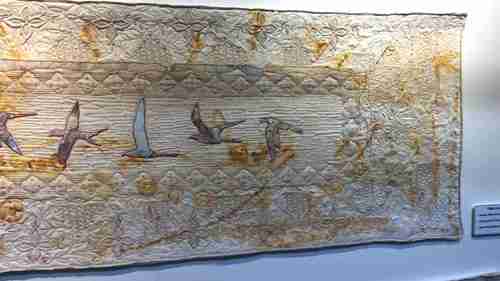 遇见艺术家：纺织艺术家莱斯利·贝尔