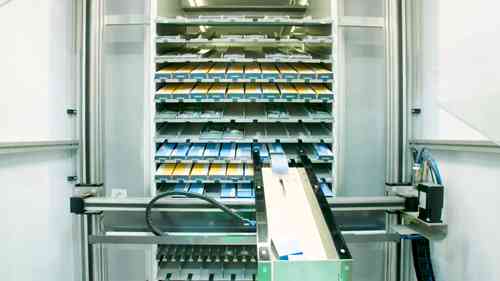 Omnicell全自动药房配药系统