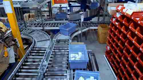 医药经销商的仓库