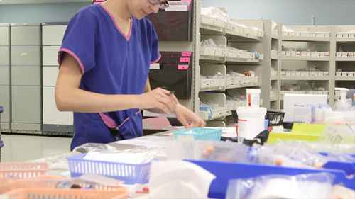 PillPick自动药品包装和调剂系统