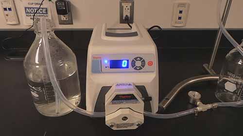 带蠕动泵的AcroPak囊式过滤器