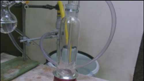 如何进行真空蒸馏