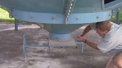 谷物储存：选购筒仓