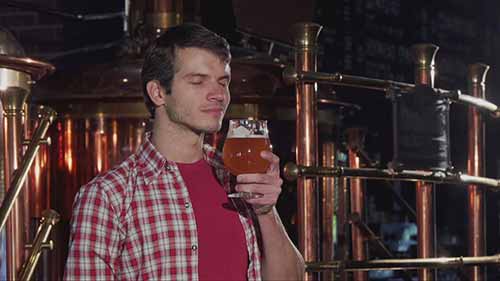 啤酒是怎样生产的