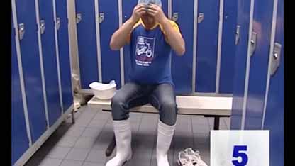 卫生 4 发网、工作帽和工作服