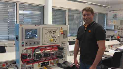 新能源汽车维修培训工具