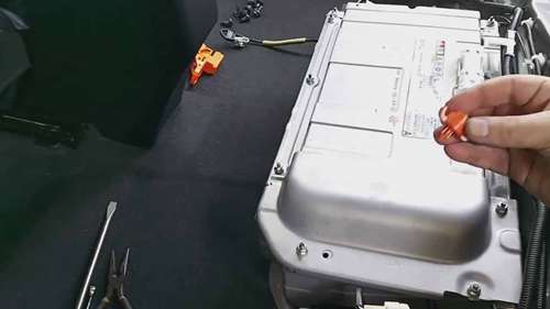 混合动力汽车维修实录14