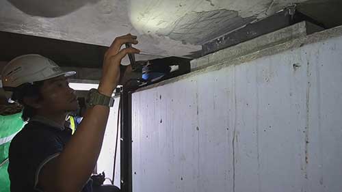 弹性支承垫的更换