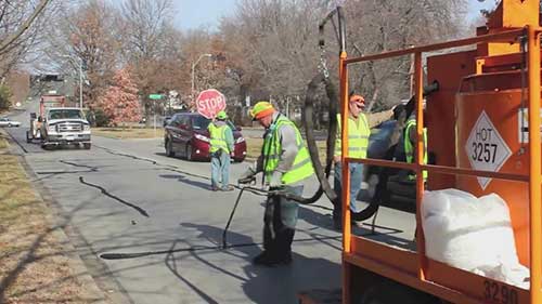 沥青路面裂缝修补