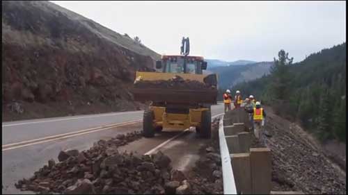 高速公路护栏维修