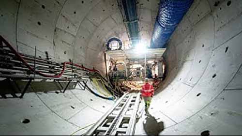 巴黎地下新铁路