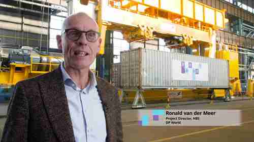 开创性的集装箱装卸：BOXBAY