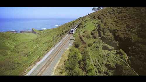 用于铁路车辆的全碳化硅牵引逆变器