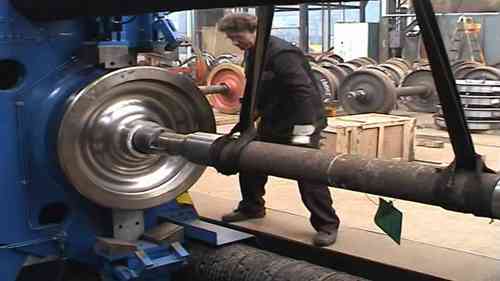 调节铁路轮对的轮压机CDRA 500