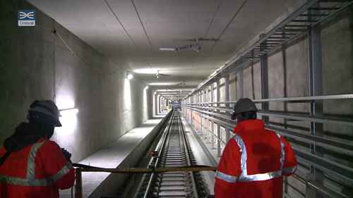 伊丽莎白线永久轨道安装完成