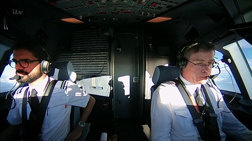 走进驾驶舱：在极端侧风中艰难着陆