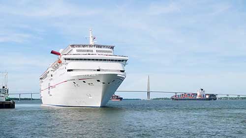 关停邮轮业的逆天操作