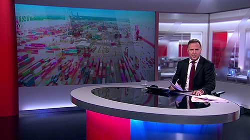 混合动力电动跨运车