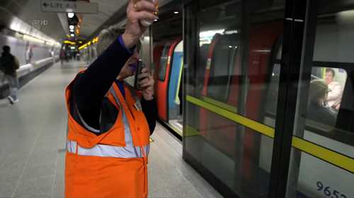 伦敦地铁透视（2）