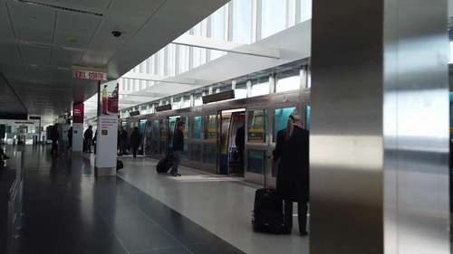 空轨是大众运输工具吗?