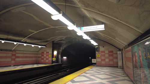 这个地铁站将有20层楼深！