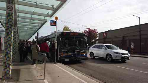 有轨电车比公共汽车更好吗？