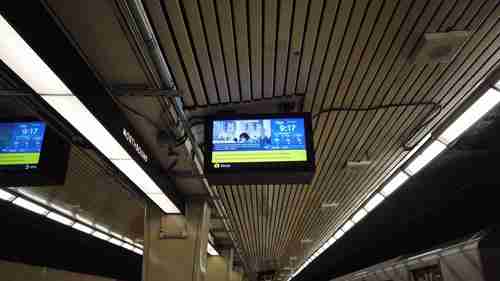 设计更好的下趟列车到站显示屏