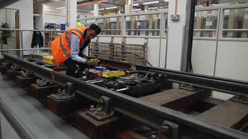 西门子英国学徒培训 - 铁路自动化