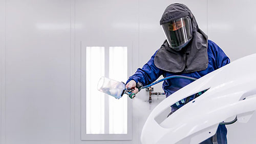 如何检修电动汽车？