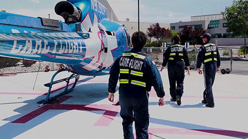 医疗救护直升机飞行员的工作