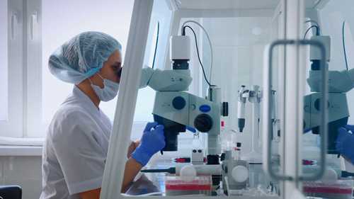 数字诊断：将AI引入医疗保健 