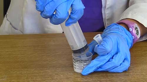 如何碾碎管饲和口服药片