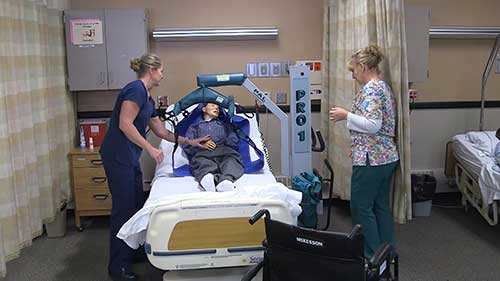 护理技能示范：患者移位1