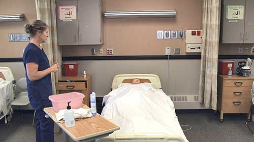 护理技能示范：导尿管护理