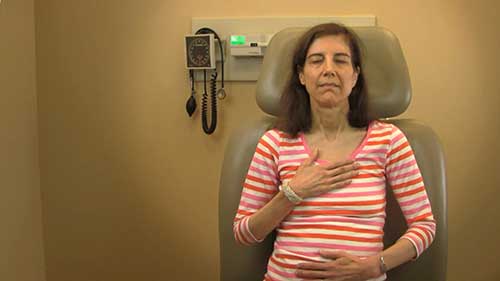 横膈膜呼吸法：坐着