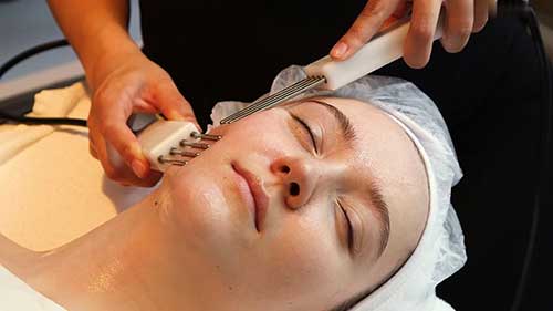 微电流面部护理