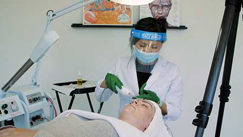 高频面部护理操作演示