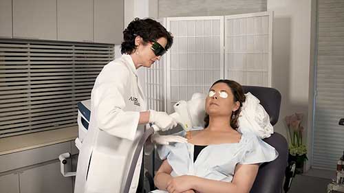 Q开关激光治疗：红斑