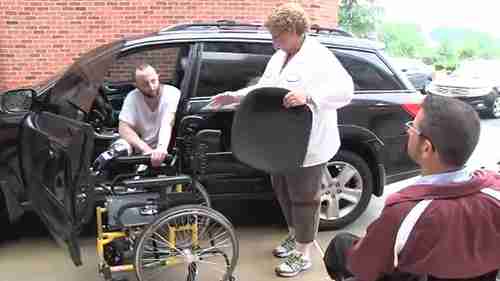 轮椅转移技术 02