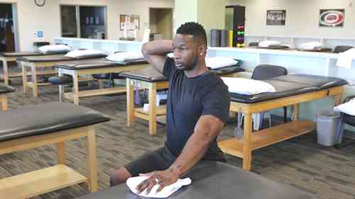 肩胛肌康复训练 02