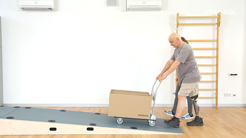 假肢步态训练：上下坡进阶练习