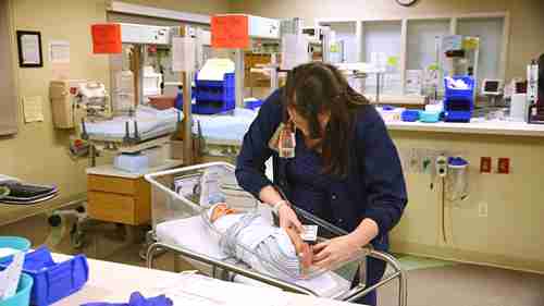 新生儿筛查：采集血液样本