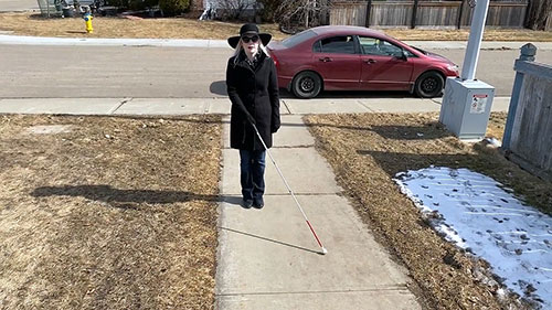 如何使用白手杖