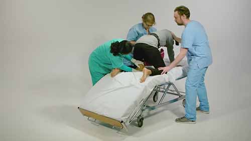 分娩模拟：肩难产