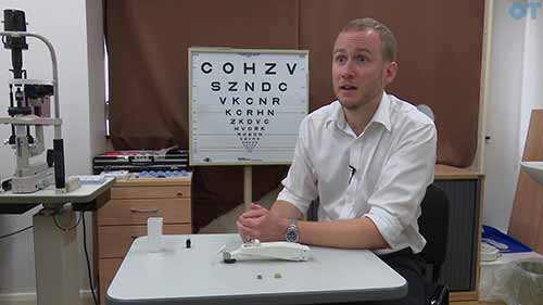 压平眼压计测量法