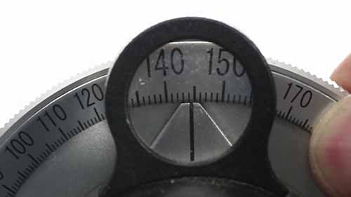 如何用焦度计读取球镜和棱镜度数